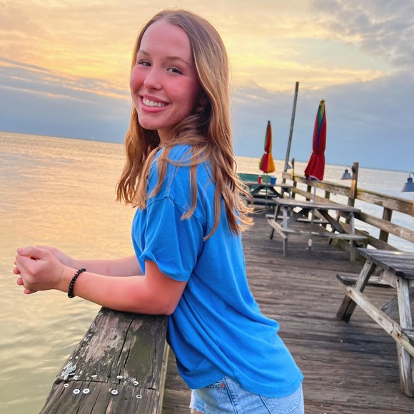 Meet your Posher, Haley - Picture 1 of 1